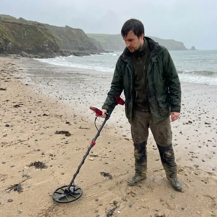 metal-detector-6.webp